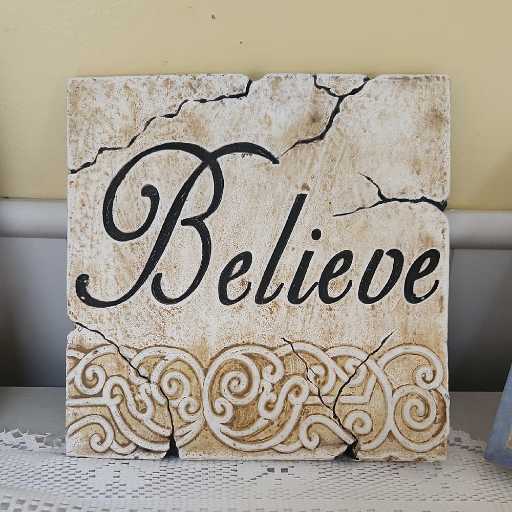 Rustic 'Believe' Wall Decor Plaque